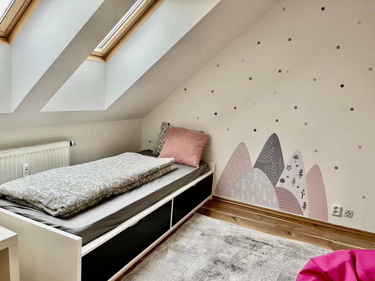 Apartman Pod Horama Apartment Jilemnice Ngoại thất bức ảnh